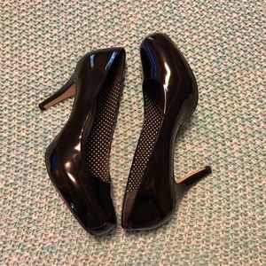 Madden Girl Getta Pumps